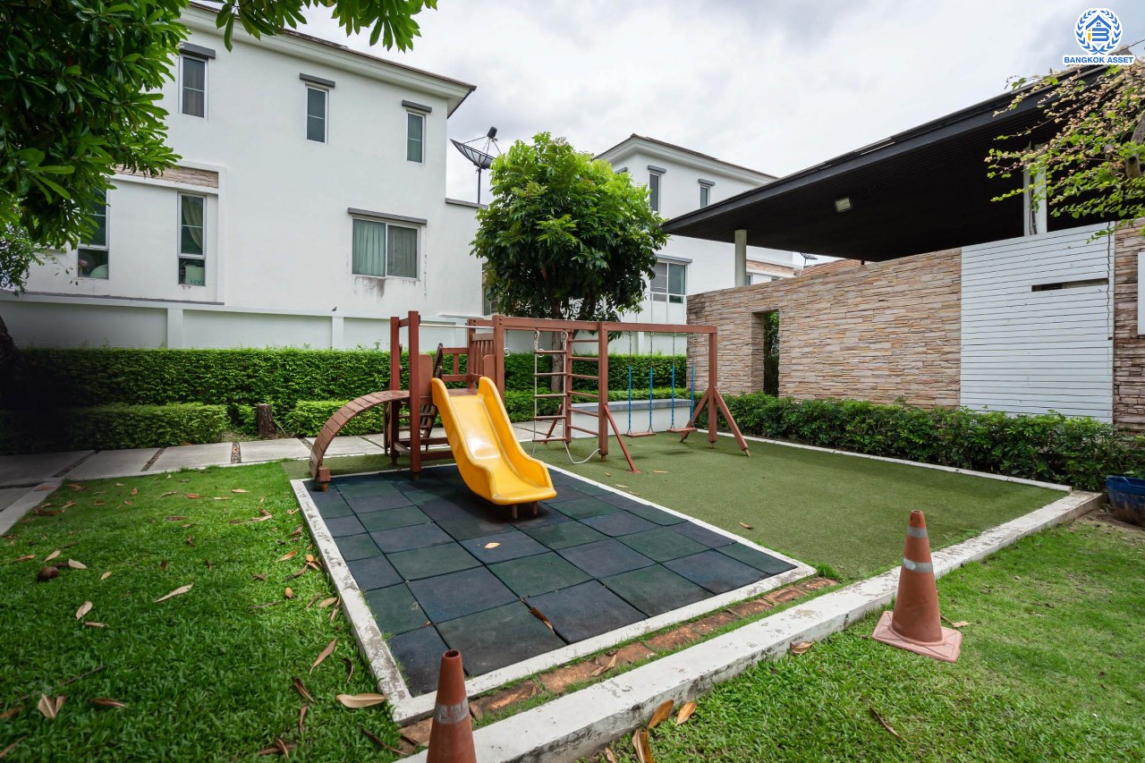 บ้านมือสองตกแต่งใหม่ ทาวน์โฮม 3 ชั้น ม.ทาวน์พลัส เพชรเกษม-บางแค เนื้อที่ 19.4 ตร.ว. ฟังก์ชัน 3 ห้องนอน 3 ห้องน้ำ จอดรถได้ 1 คัน รองรับทุกกิจกรรม บนทำเลเชื่อมต่อหลายเส้นทาง ใกล้จุดขึ้นทางด่วน "วงแหวน-กาญจนาภิเษก" และรถไฟฟ้าสายสีน้ำเงิน "สถานีบางแค"